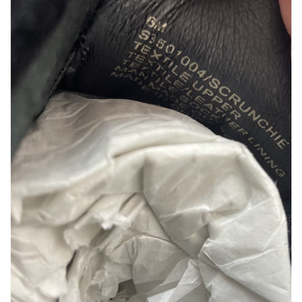 Kate Spade Scrunchie Womens Sz 6M Sneakers Black Velour - Picture 10 of 11